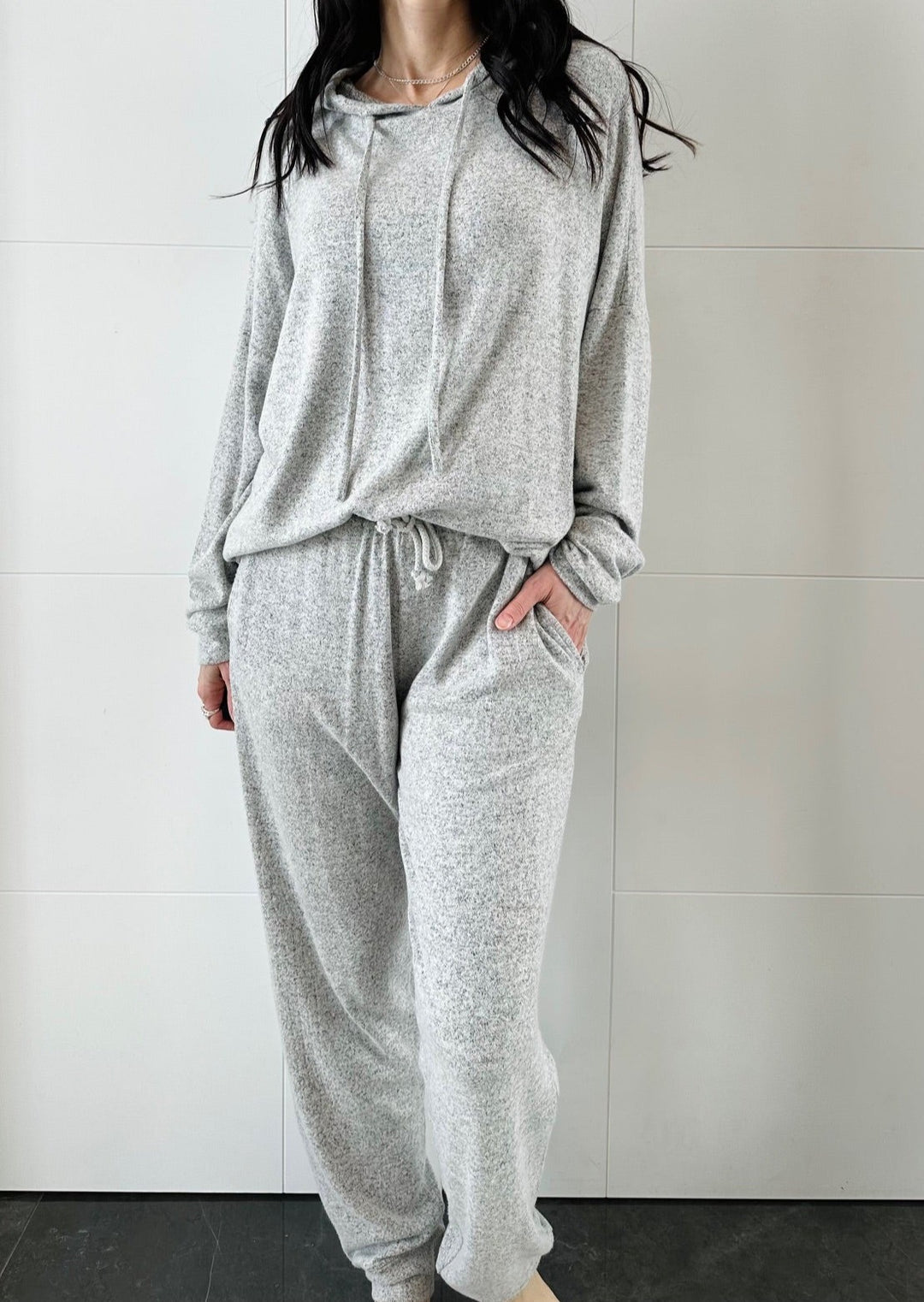 SOFT KNIT HEATHER SILVER JOGGERS