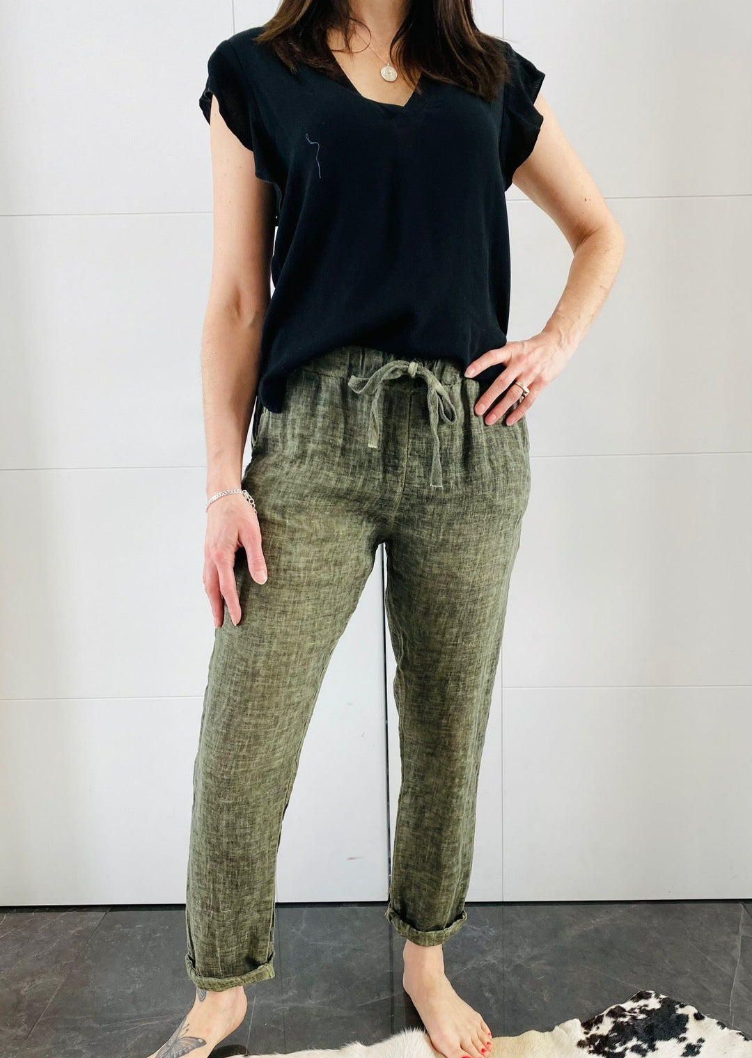 AIRY OLIVE GREEN DISTRESSED LINEN PANT