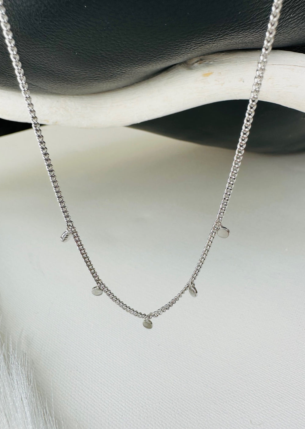 "TRUFFLE" SILVER NECKLACE
