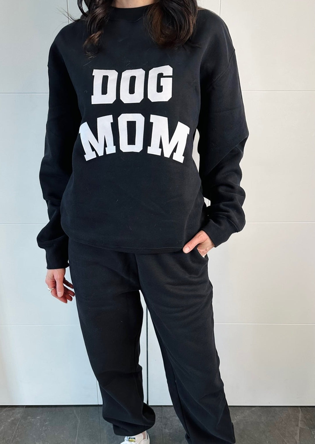 Dog Mom Classic Crew Neck Sweatshirt