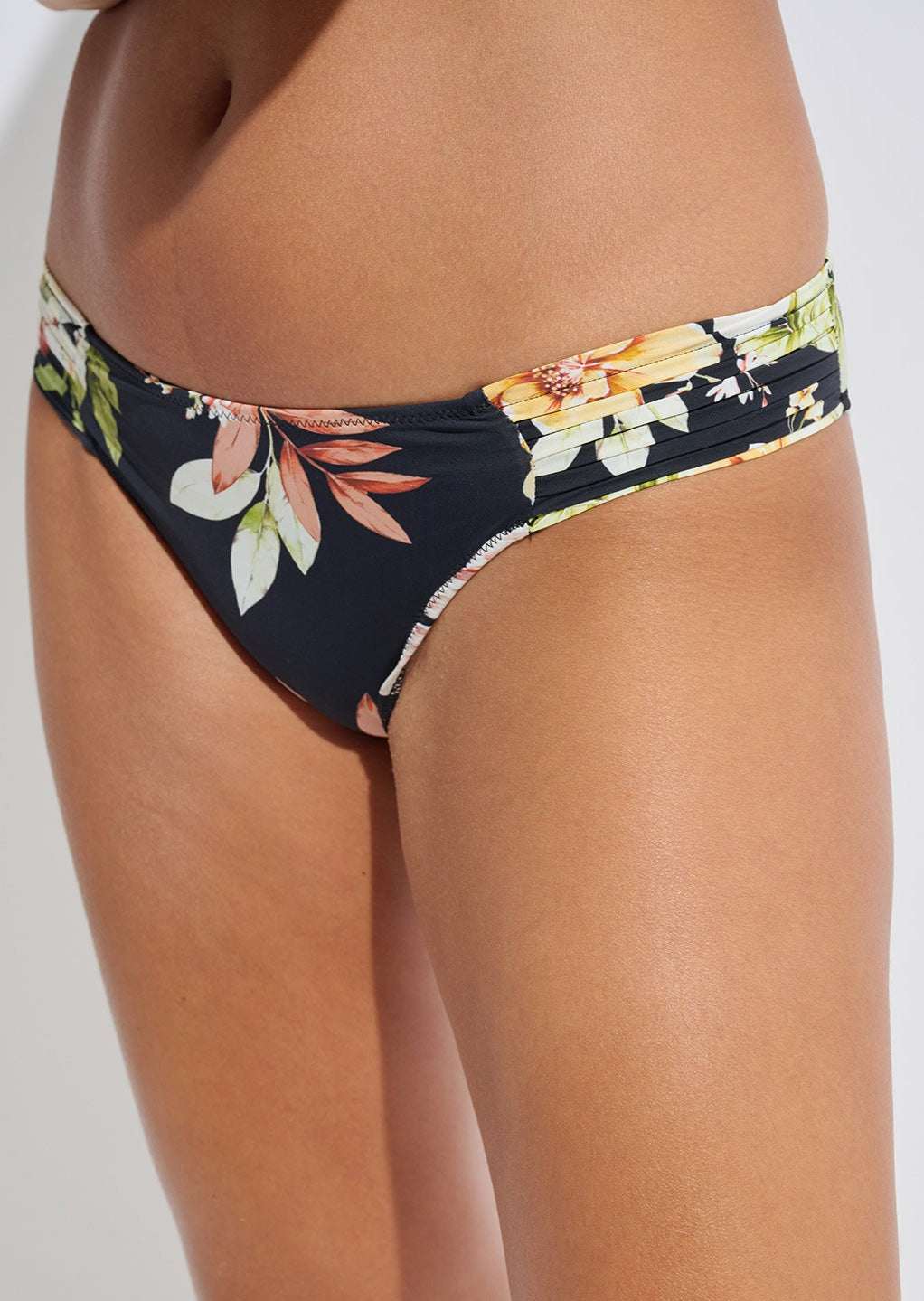 BLACK FLORAL PLEATED SWIM BOTTOM