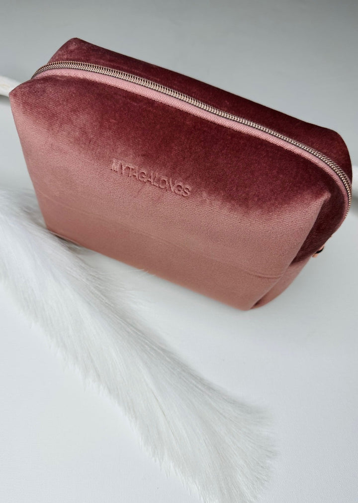 COSMETIC POUCH