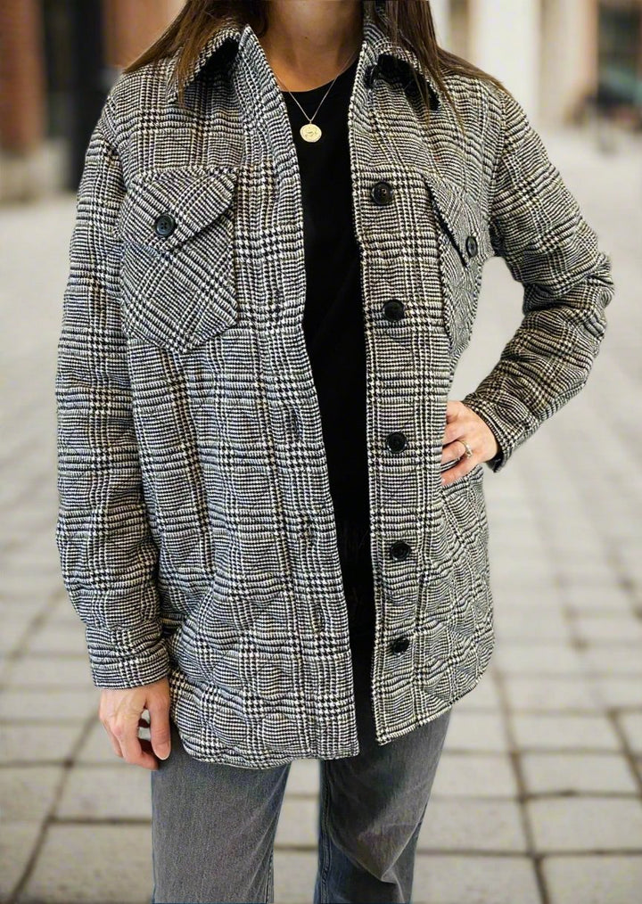 Checkered Charm Quilted Jacket3