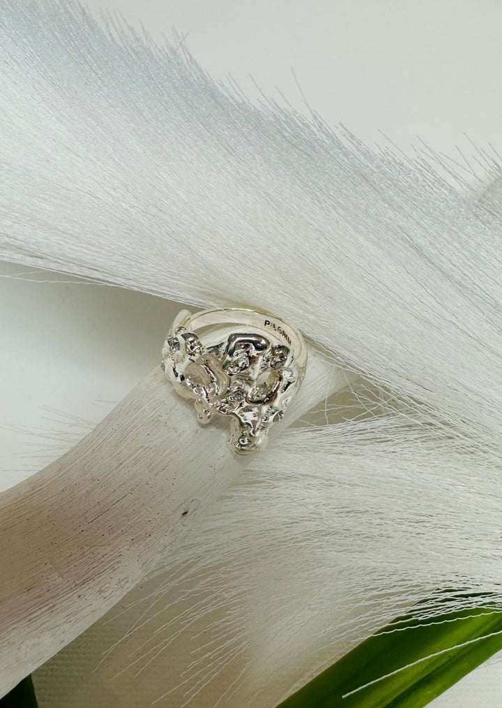 FEELINGS OF L.A. CRYSTAL SILVER RING