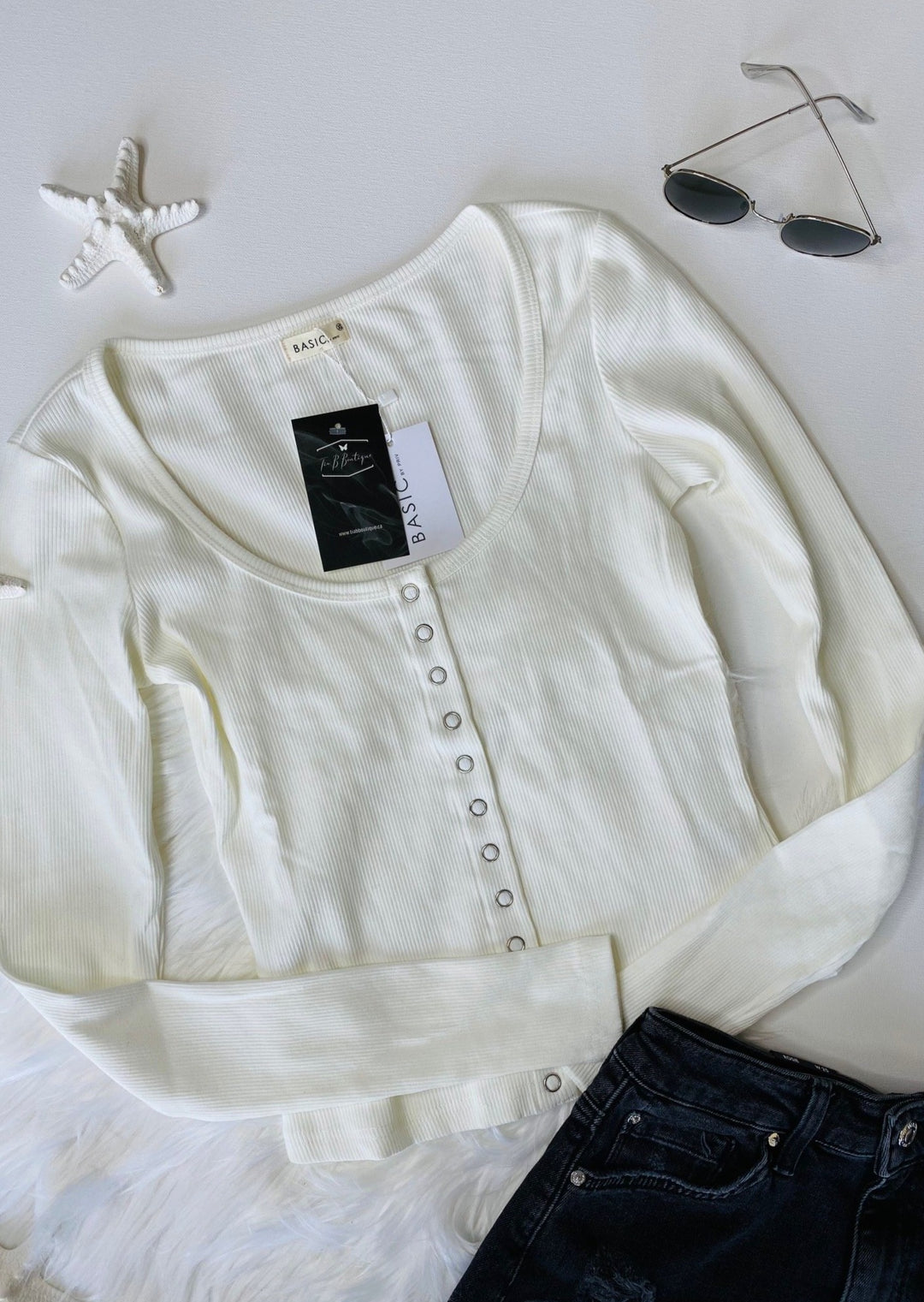 FEMME RIBBED HENLEY LONG SLEEVE TOP