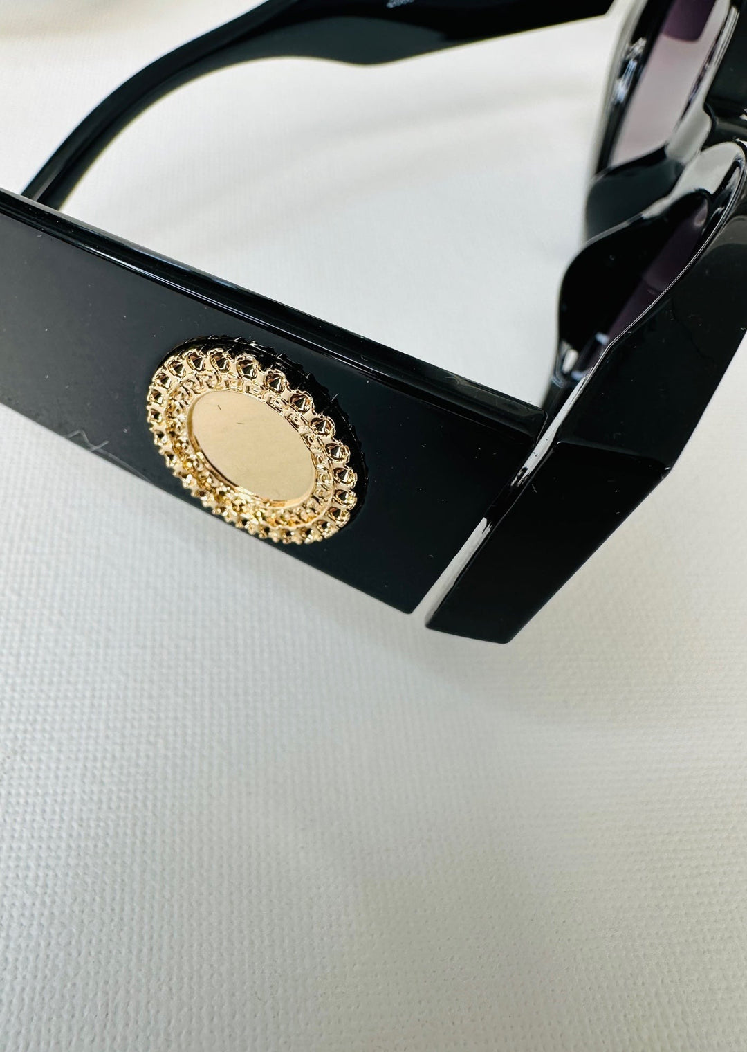 GRACE BLACK CAT EYE SUNGLASSES