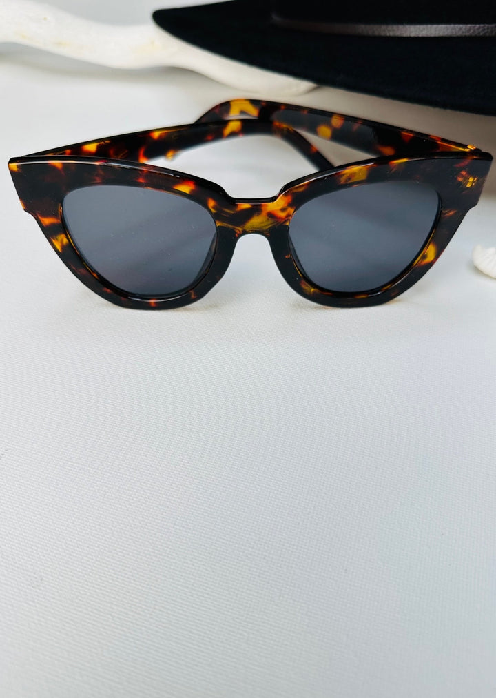 HAYLEY TORTOISE CAT EYE SUNGLASSES