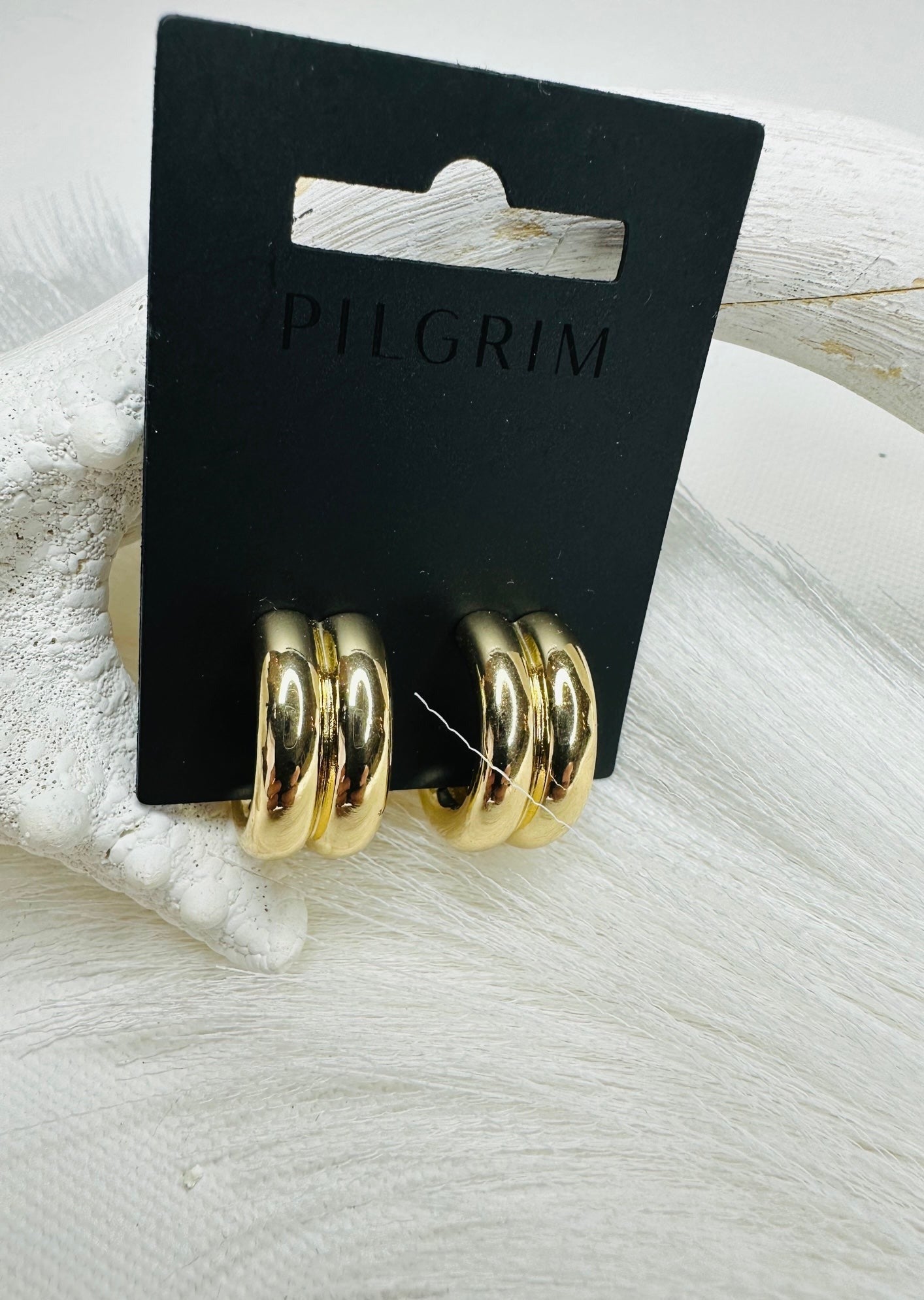 HERITAGE GOLD HOOP EARRINGS