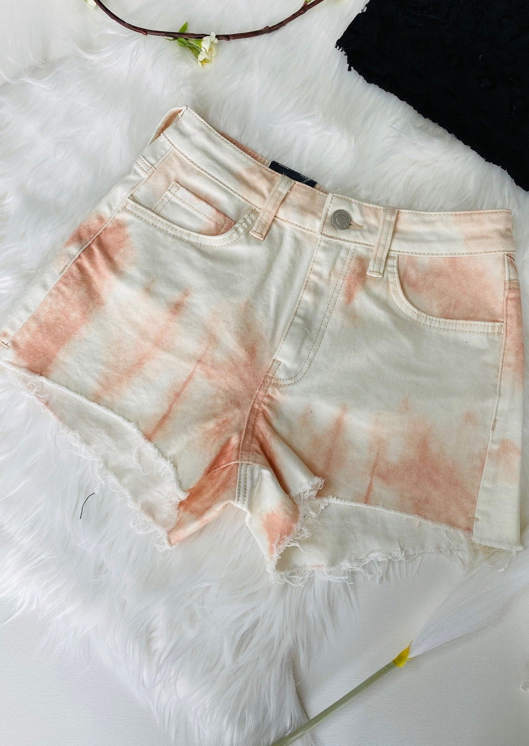 ROSIE PALE BLUSH BATIK DENIM SHORT