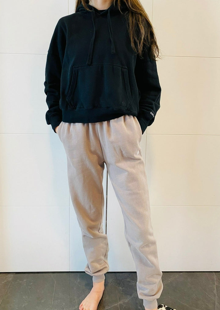THE PERFECT COMFY BLACK HOODIE