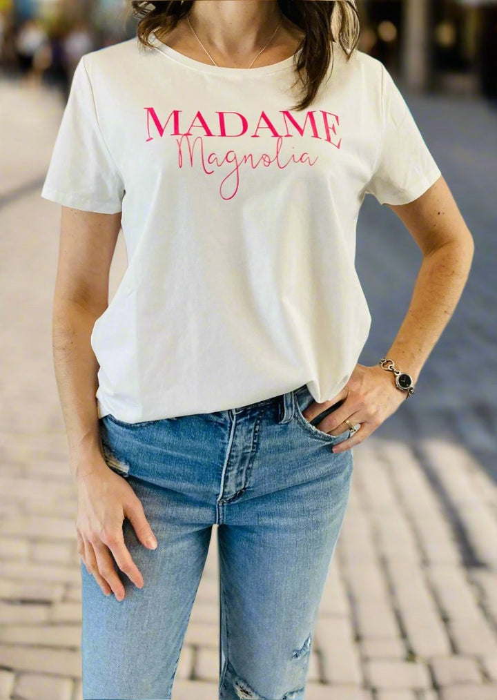 MADAME MAGNOLIA TEE