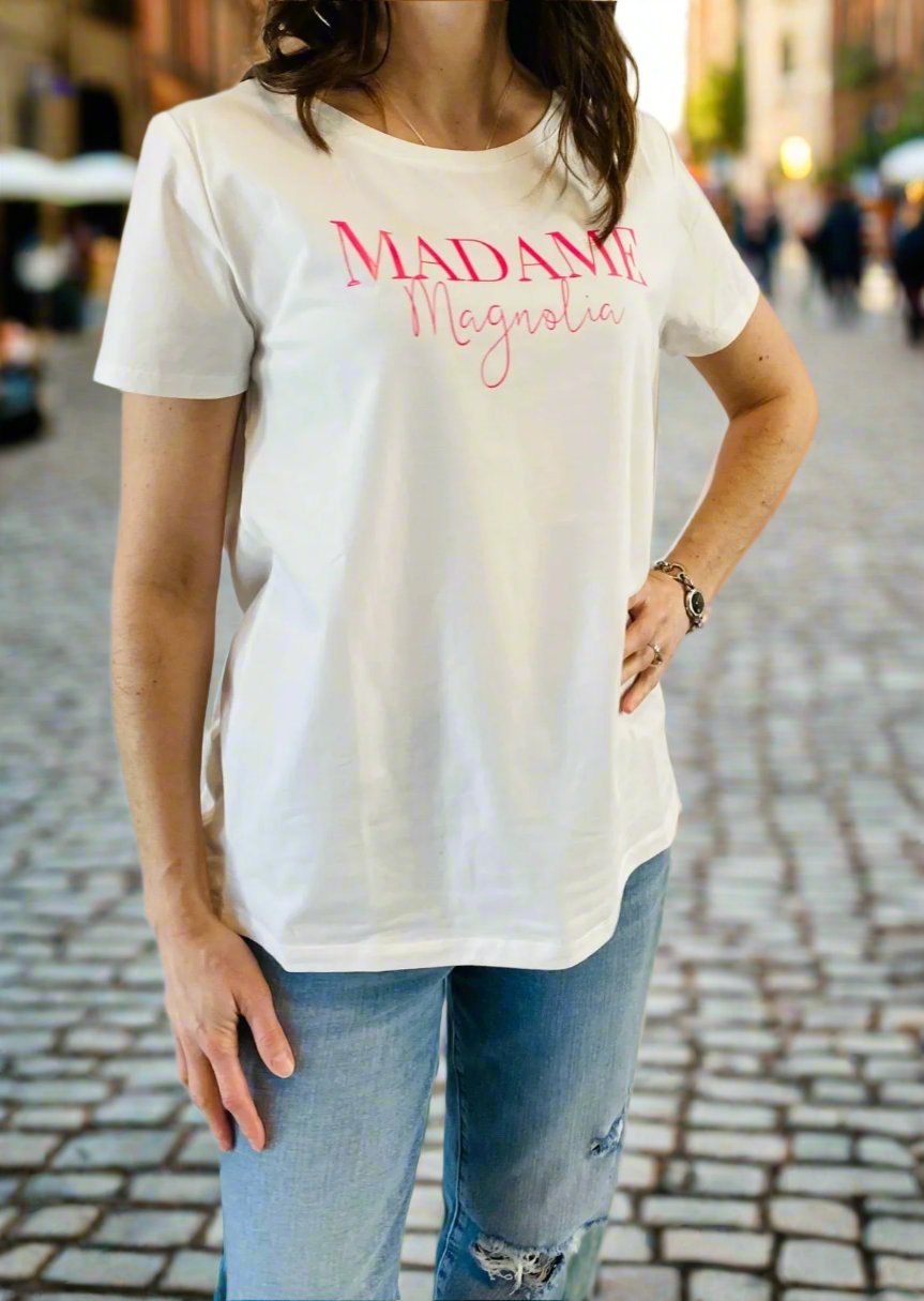 MADAME MAGNOLIA TEE
