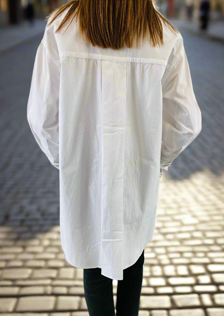 OVERSIZED BUTTON DOWN SHIRT