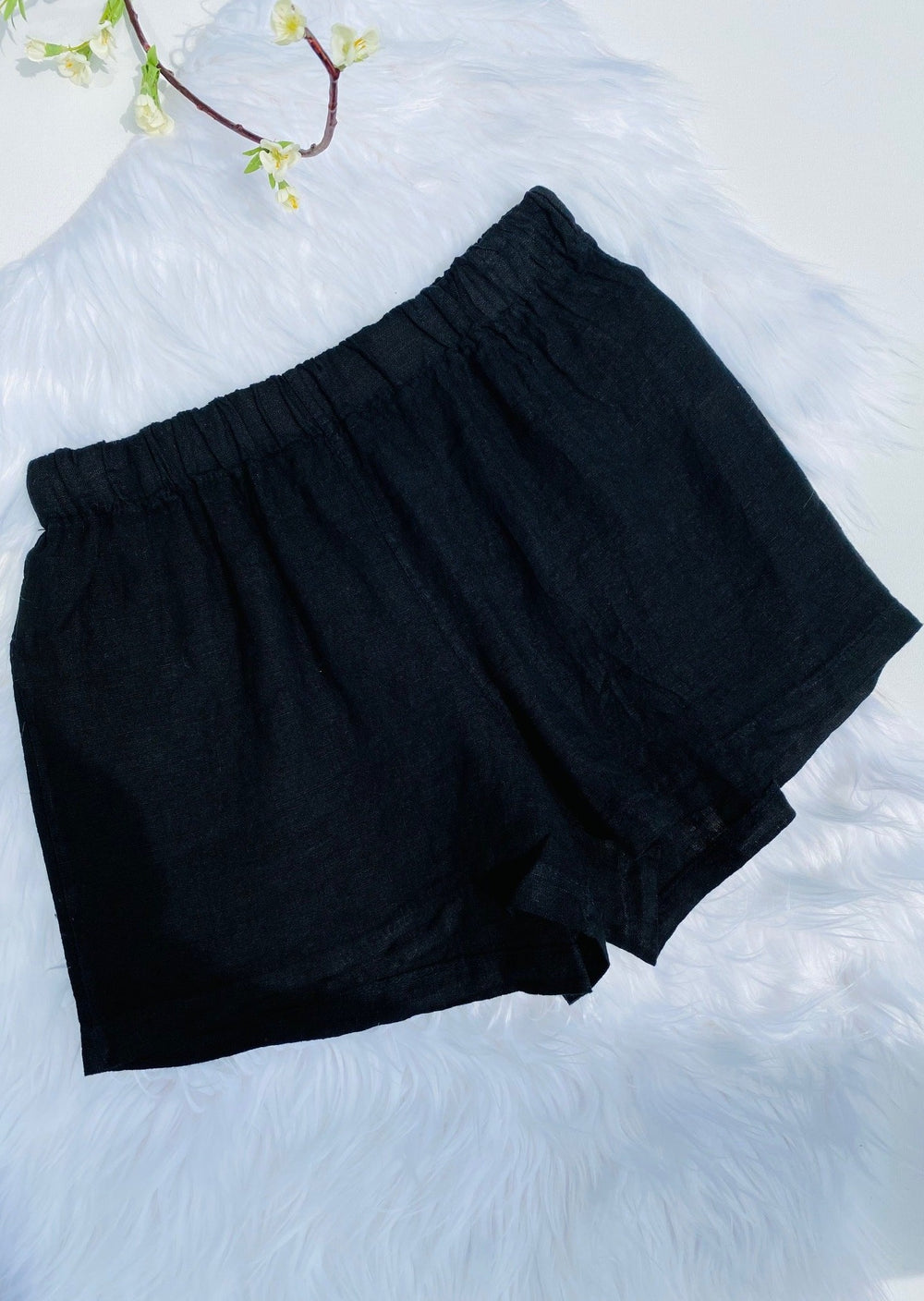 RESORT LIFE BLACK LINEN SHORTS