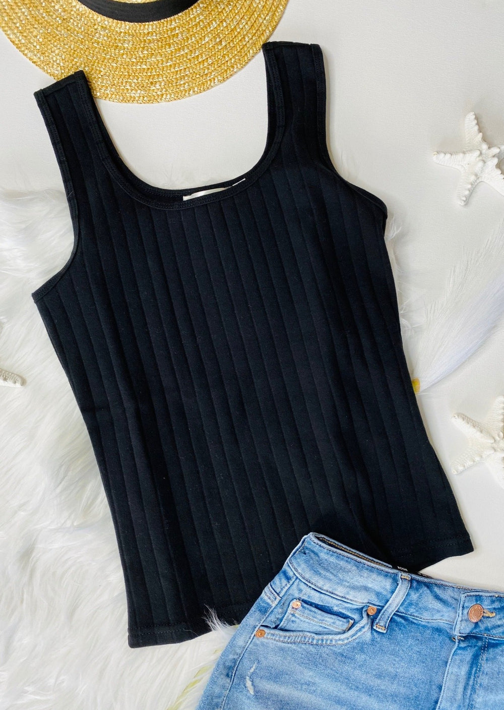 RIBBED BLACK TANK TOP