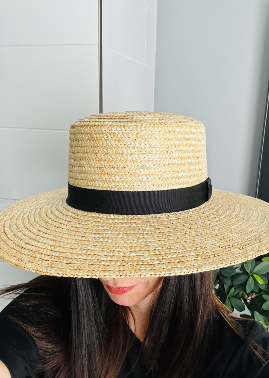 SELENE NATURAL & BLACK BOATER HAT