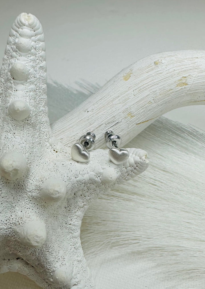 SOPHIA TINY HEART STUD EARRINGS