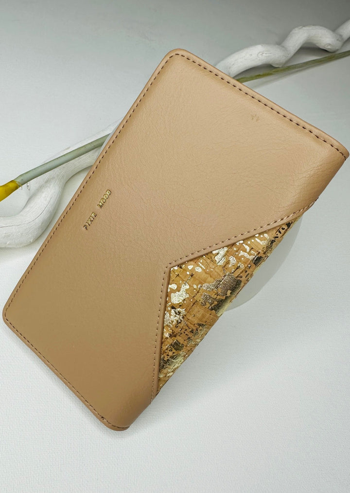 SOPHIE WALLET - SAND/METALLIC CORK